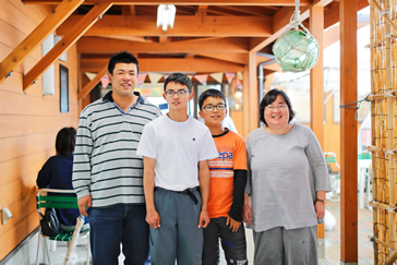 写真:浅井さんご家族