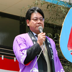 写真:村長