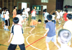 写真：交流学習（小学生）