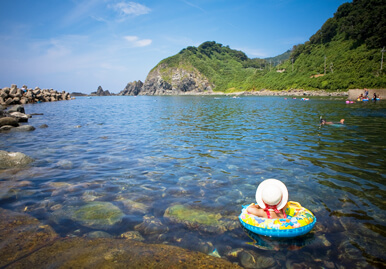 写真:海水浴
