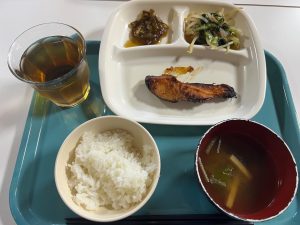 朝食